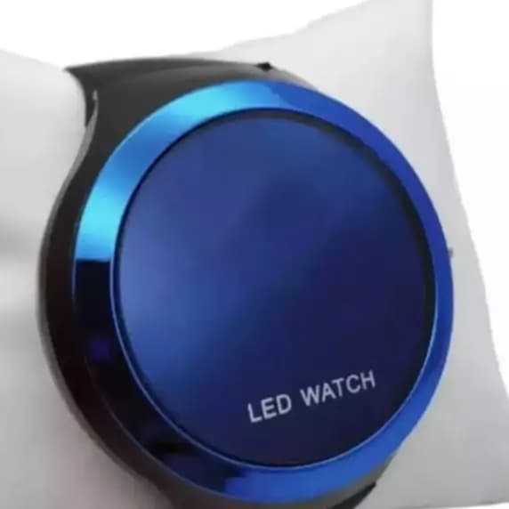 L E D watch
